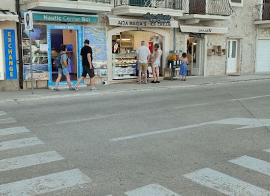 croatia/brac-island/shop/aida-maida-s-ice-cream