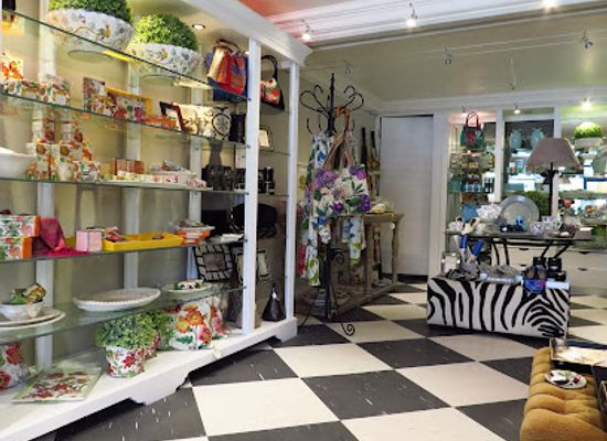 south-africa/cape-town/constantia/shop/birds-of-a-feather