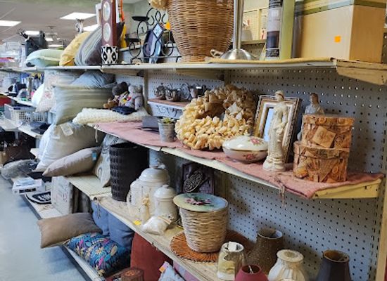 wisconsin/oshkosh/shop/second-chance-thrift-store