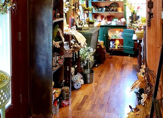 virginia/southwest-virginia/shop/the-nest-hive-shoppe