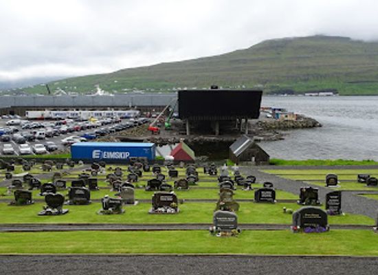 faroe-islands/eysturoy-island/shop/shop-inn