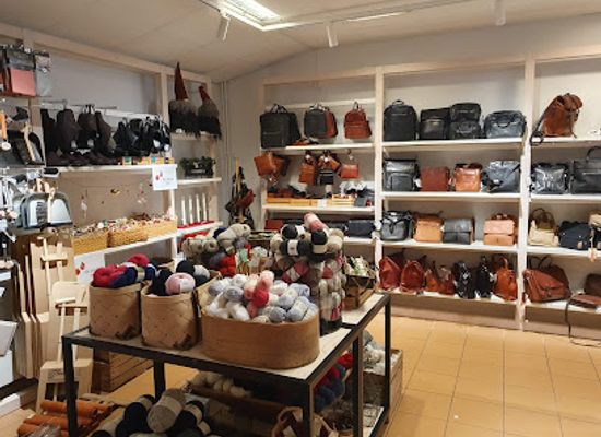 sweden/salen/shop/tackochlov-salen