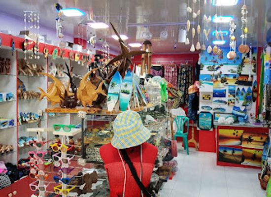 maldives/guraidhoo/shop/island-gift