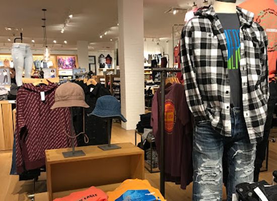 wisconsin/fox-river-valley/shop/american-eagle-aerie