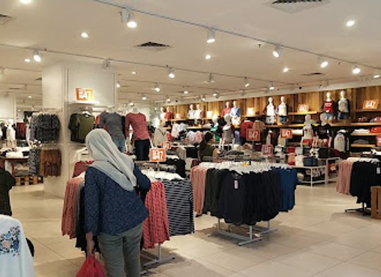 malaysia/malacca/shop/brands-outlet-dataran-pahlawan