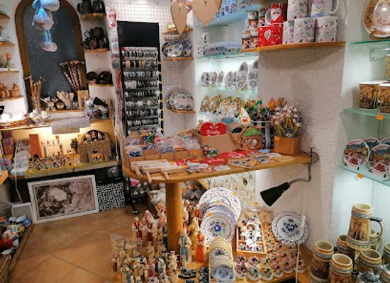 slovakia/bratislava/shop/souvenirs-klarisky