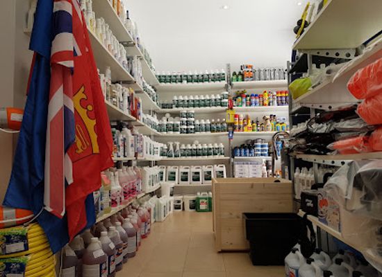 montenegro/kotor-bay/shop/lunamar-nautic-shop