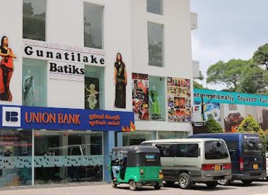 sri-lanka/kandy/shop/gunatilake-batiks