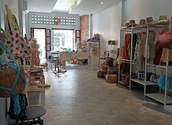 cambodia/phnom-penh/shop/domlei