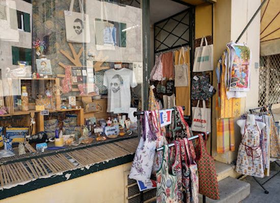 france/camargue/shop/emilie-laurent-atelier13200