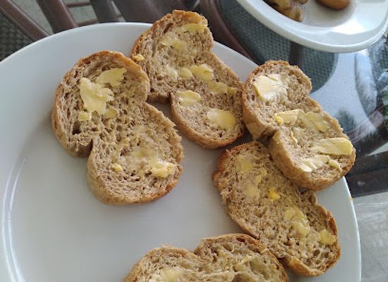 fiji/viti-levu/shop/the-bread-deck