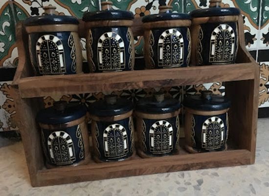 tunisia/tunis/bab-el-bhar/shop/wood-products-gift-shop