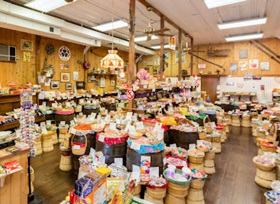 new-jersey/skylands-region/shop/black-river-candy-shoppe