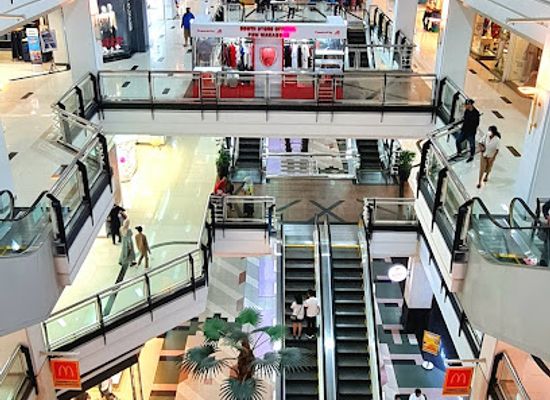 indonesia/sulawesi/shop/mall-ratu-indah