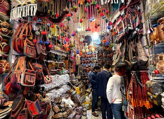 iraq/hawler/shop/qalat-antique-souvenirs