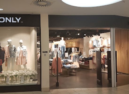 austria/vienna/donaustadt/shop/only