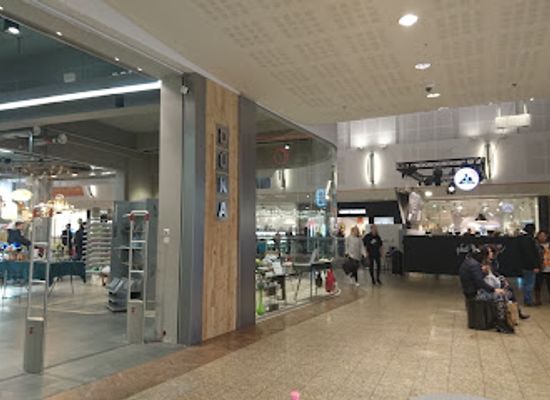iceland/reykjavik-capital-area/shop/smaralind