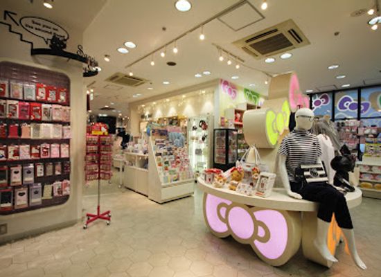 japan/tokyo/ginza/shop/sanrio-world-ginza