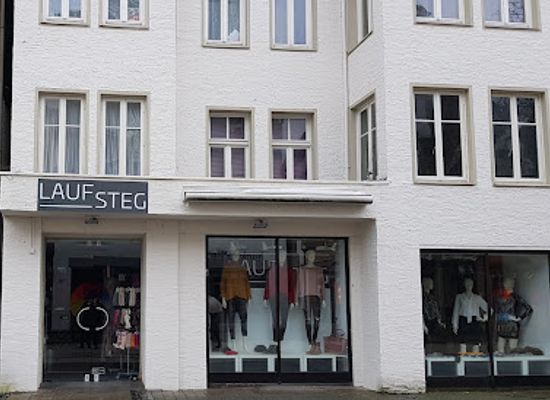 germany/teutoburg-forest/shop/laufsteg