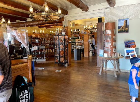 arizona/grand-canyon-national-park/shop/desert-view-trading-post