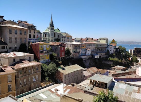 chile/valparaiso/cerro-concepcion/shop/putamadre-bazar