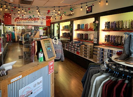 kansas/manhattan/shop/yee-haw-country-outfitters-pink-armadillo