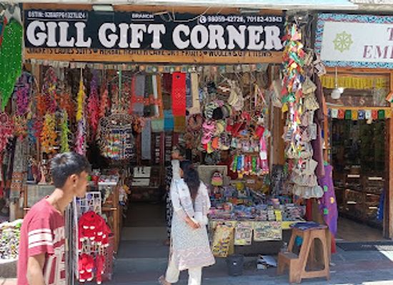 india/manali/shop/gill-gift-corner