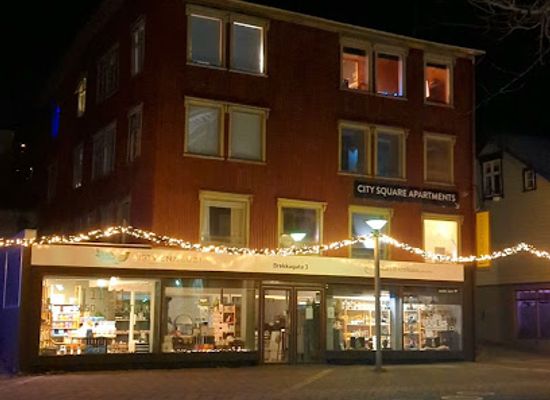iceland/akureyri/shop/skart-og-verolaun