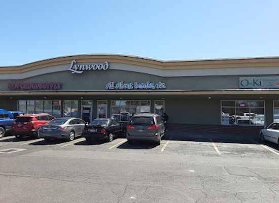 idaho/shoshone-falls/shop/lynwood-shopping-center