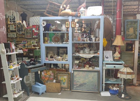 florida/sarasota/shop/vintiquity-lane-vintage-goods-temporarily-closed