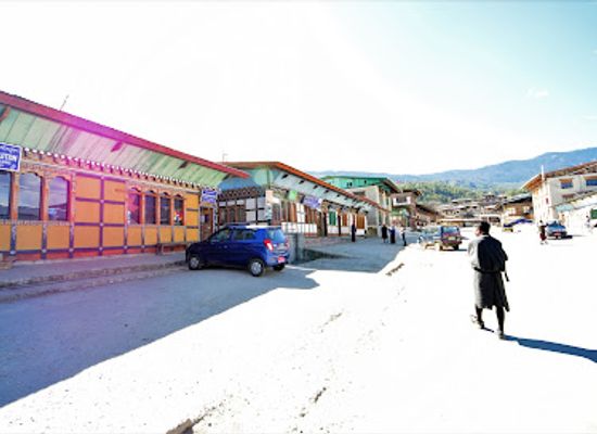 bhutan/bumthang-valley/shop/yeshi-general-store