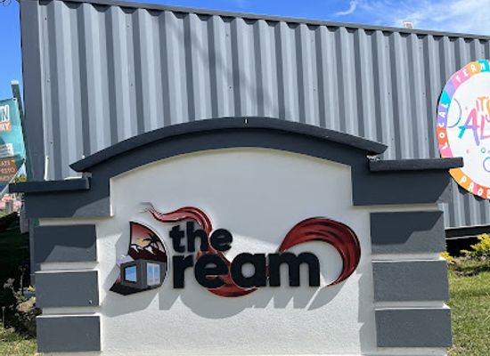 saint-lucia/gros-islet/shop/the-dream-shopping-complex