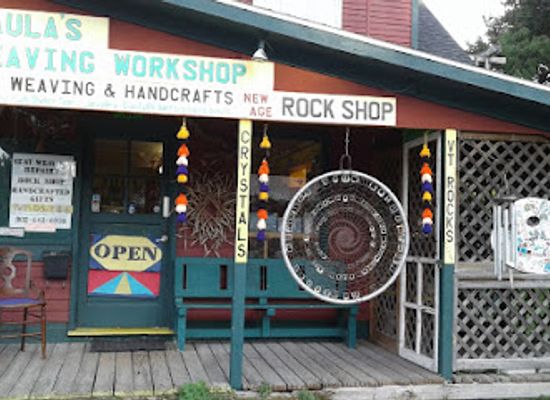 vermont/bennington/shop/paula-s-rock-shop-weaving-workshop