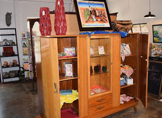 oklahoma/southeastern-oklahoma/shop/ironhorse-gallery-gifts