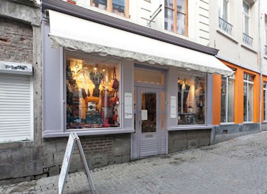 belgium/mons/shop/apparat-chik