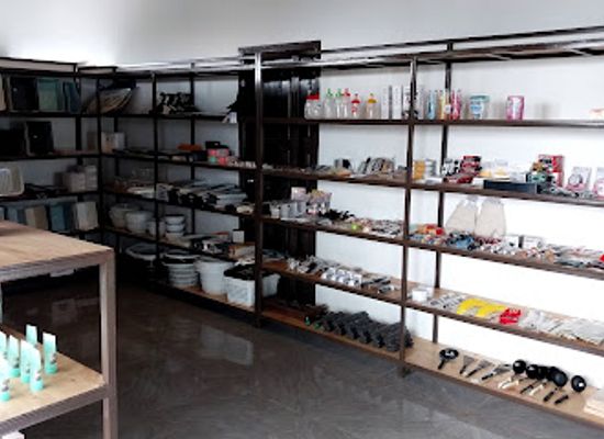 myanmar-burma/kalaw/shop/cafe-kalaw