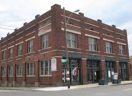 tennessee/memphis-beale-street/shop/south-front-antiques