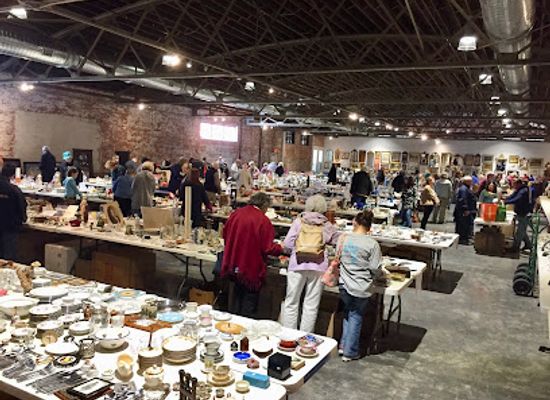 alabama/mobile/shop/olde-mobile-antiques-gallery-estate-sales