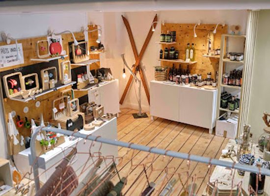 france/grenoble/shop/signature-s-boutique-cadeaux-de-createurs-artisanat-local-grenoble