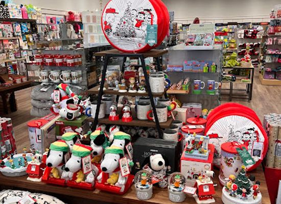 california/oceanside/shop/elam-s-hallmark-shop
