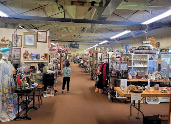 maryland/western-maryland/shop/emmitsburg-antique-mall
