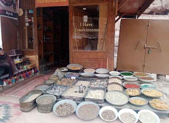 jordan/petra/petra-archaeological-park/shop/petra-rosemary-shop-frankincense