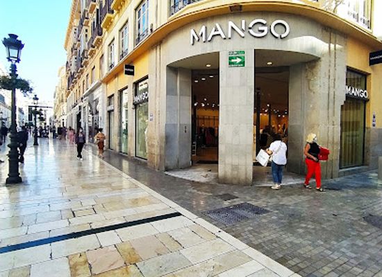 spain/malaga/shop/mango
