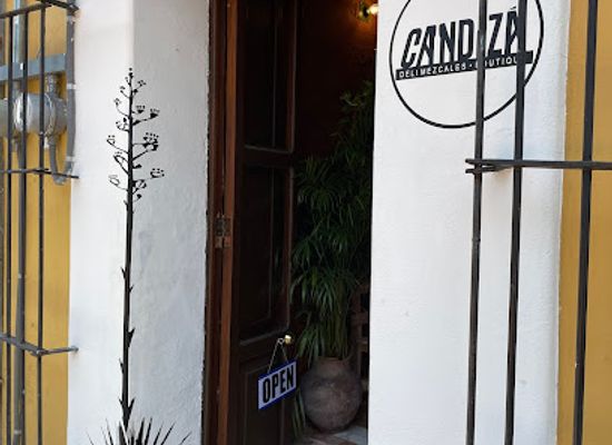 mexico/oaxaca/ruta-independencia/shop/candiza-delimezcales-boutique