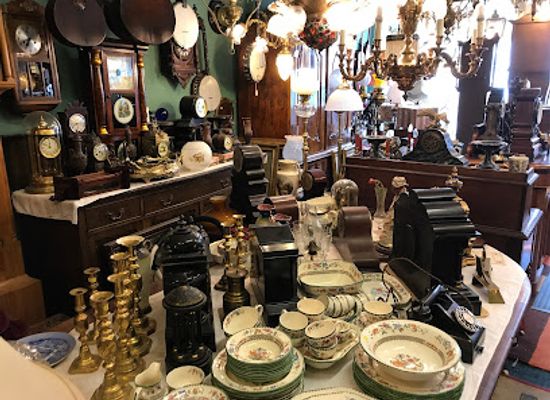 united-kingdom/banffshire/shop/curiosity-shoppe