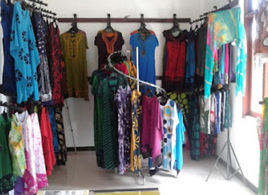 sri-lanka/bentota/shop/lassana-batik