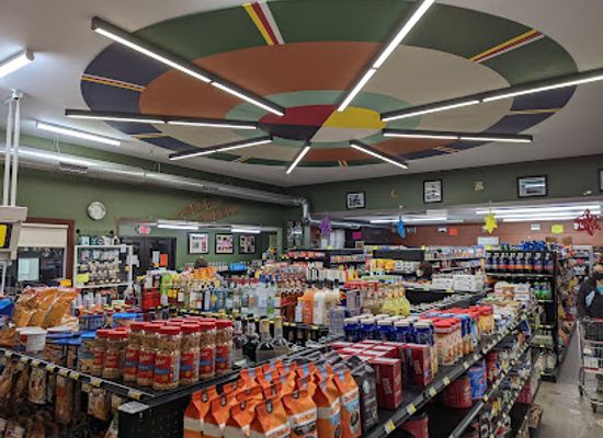 wisconsin/apostle-islands-national-lakeshore/shop/peterson-s-foods-smoke-shop