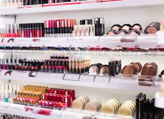 the-gambia/gunjur/shop/njie-s-cosmetics
