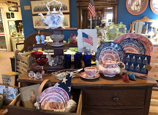 montana/the-bitterroot-valley/shop/bitterroot-antique-mall