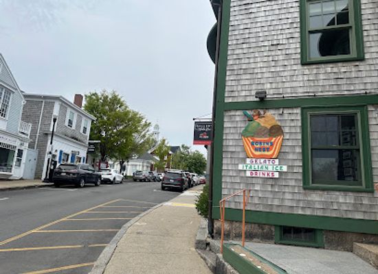massachusetts/suffolk-county/shop/robin-s-nest-boutique-fine-gifts